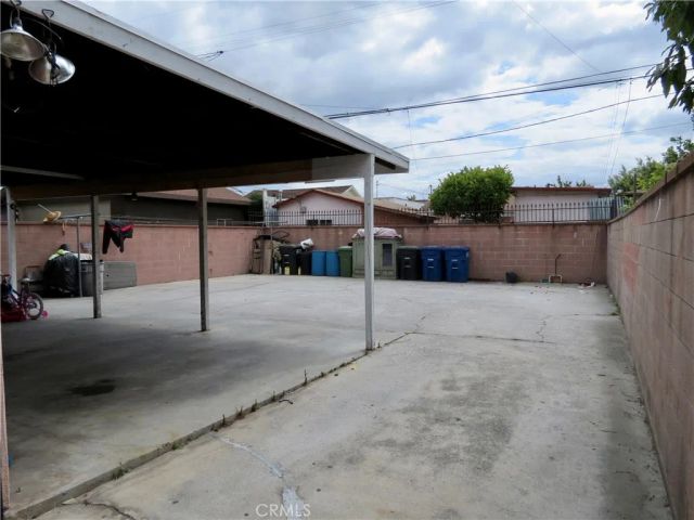 658 Oakford, East Los Angeles, CA 90022