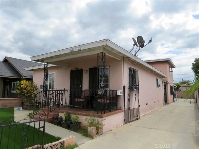 658 Oakford, East Los Angeles, CA 90022