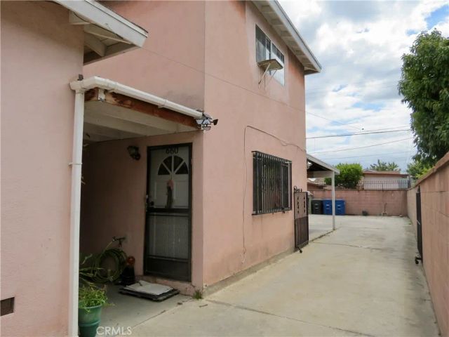 658 Oakford, East Los Angeles, CA 90022