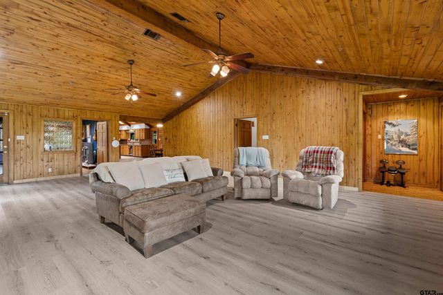 395 Bolding RD, Marshall, TX 75670