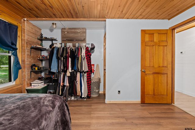 395 Bolding RD, Marshall, TX 75670