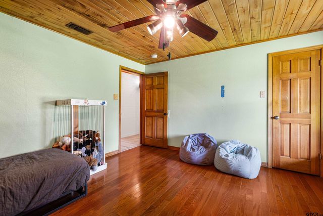 395 Bolding RD, Marshall, TX 75670