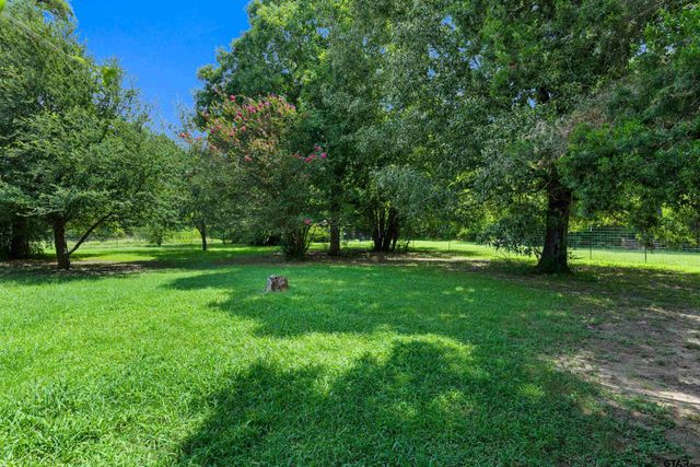 395 Bolding RD, Marshall, TX 75670