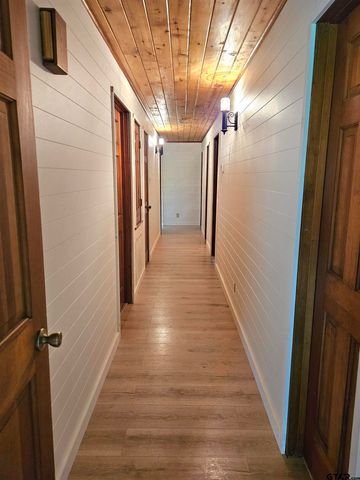 395 Bolding RD, Marshall, TX 75670