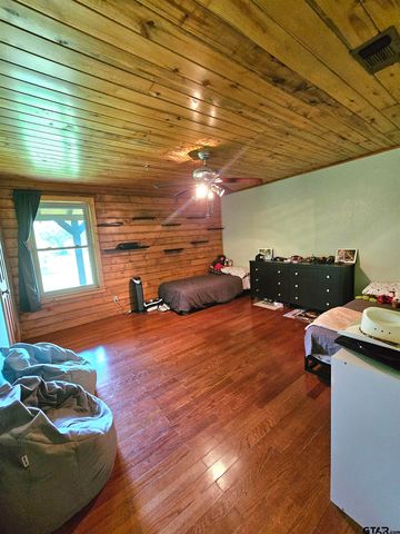 395 Bolding RD, Marshall, TX 75670