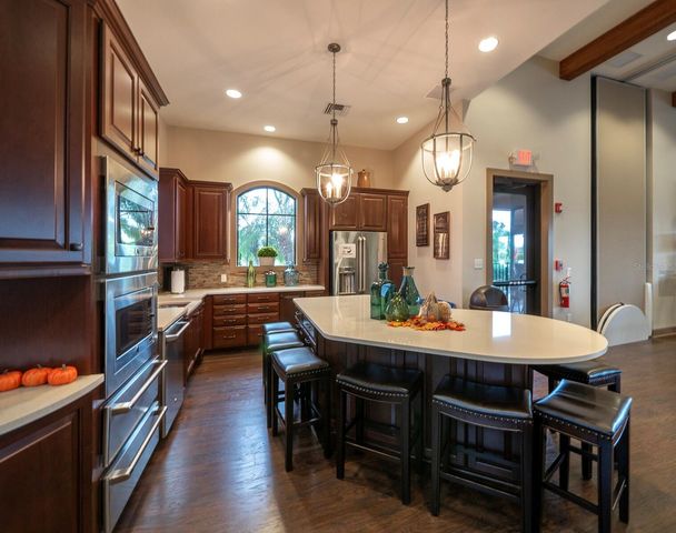 4124 ILARIA AVENUE, Sarasota, FL 34238