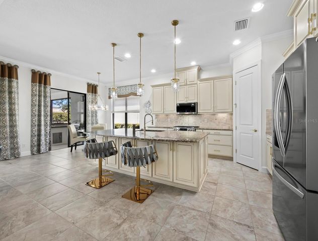 4124 ILARIA AVENUE, Sarasota, FL 34238