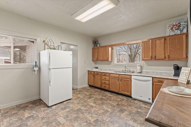 402 Jefferson Street, Cassopolis, MI 49031