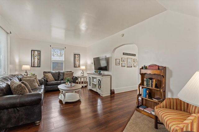 402 Jefferson Street, Cassopolis, MI 49031