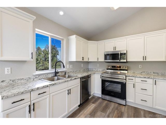18 Mt. Powderhorn, Florissant, CO 80816