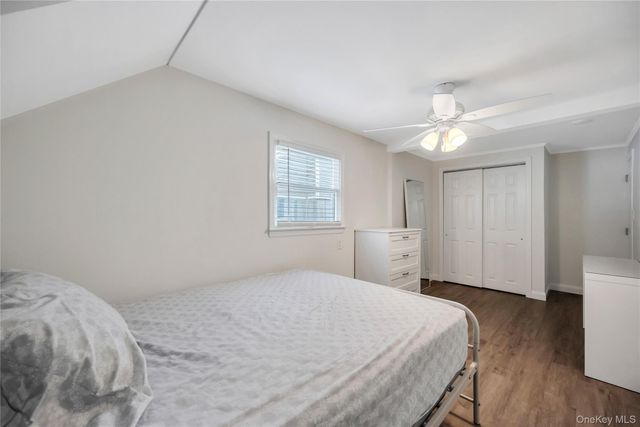 98 1st Avenue, East Rockaway, NY 11518