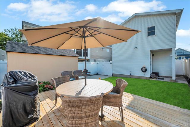 98 1st Avenue, East Rockaway, NY 11518