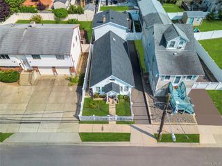 98 1st Avenue, East Rockaway, NY 11518