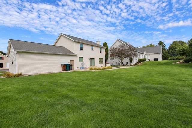 1445 W BRECKENRIDGE COURT, Appleton, WI 54914