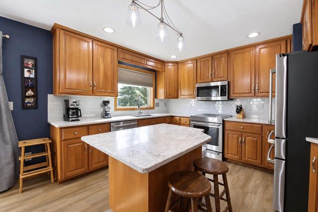 1445 W BRECKENRIDGE COURT, Appleton, WI 54914