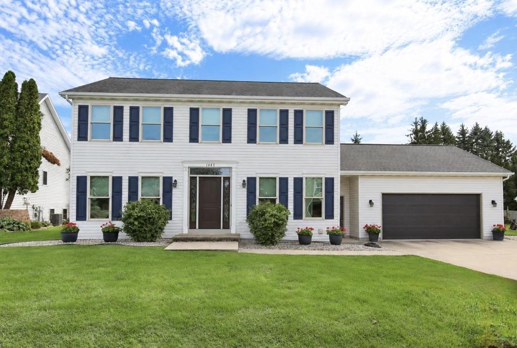 1445 W BRECKENRIDGE COURT, Appleton, WI 54914