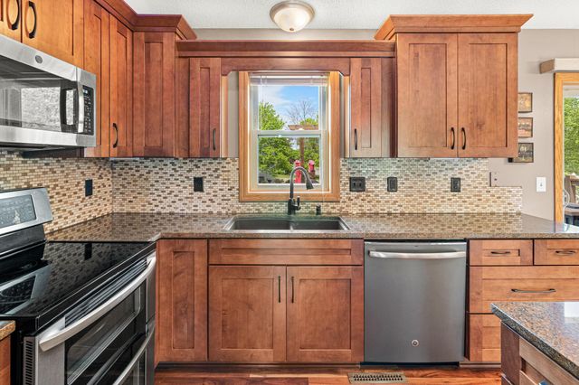 3343 Quarry Avenue, Anoka, MN 55303