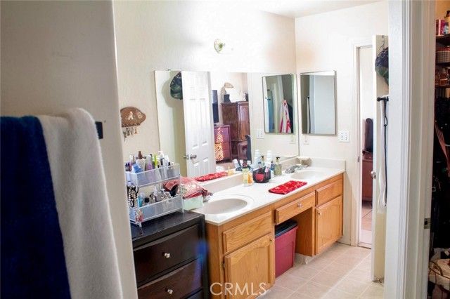 2901 Flint Hills, Bakersfield, CA 93313