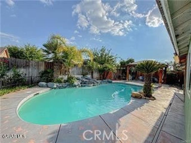 2901 Flint Hills, Bakersfield, CA 93313