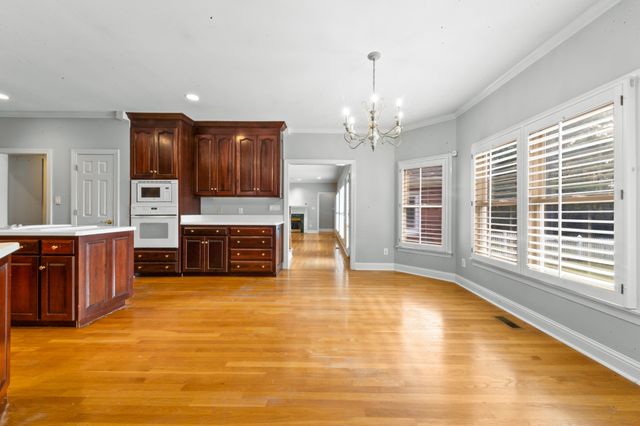 1800 McBride Rd, Lewisburg, TN 37091