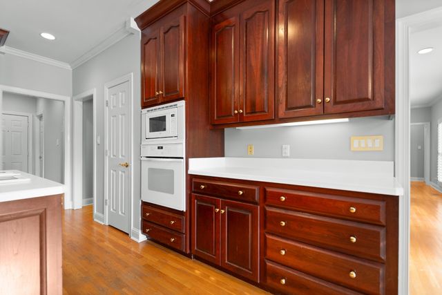 1800 McBride Rd, Lewisburg, TN 37091