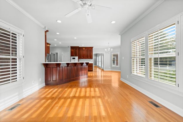 1800 McBride Rd, Lewisburg, TN 37091