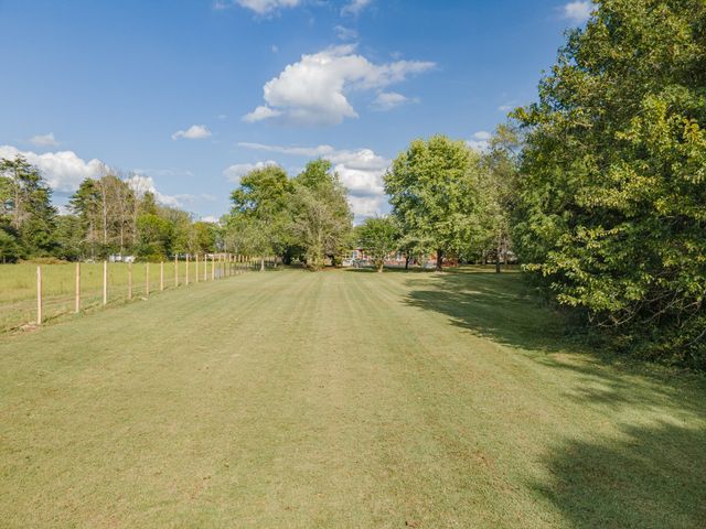 1800 McBride Rd, Lewisburg, TN 37091