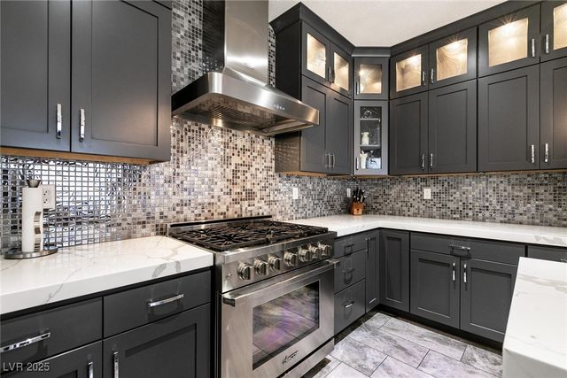 9413 Empire Rock Street, Las Vegas, NV 89143