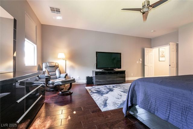 9413 Empire Rock Street, Las Vegas, NV 89143