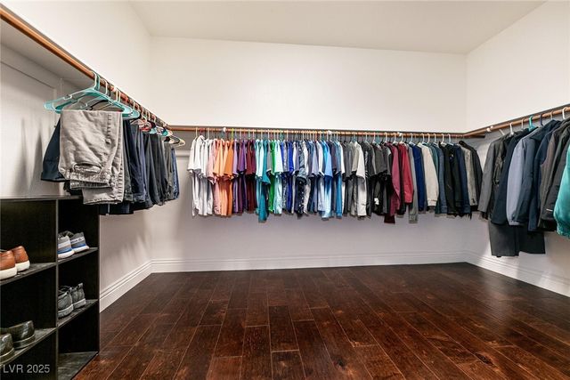 9413 Empire Rock Street, Las Vegas, NV 89143