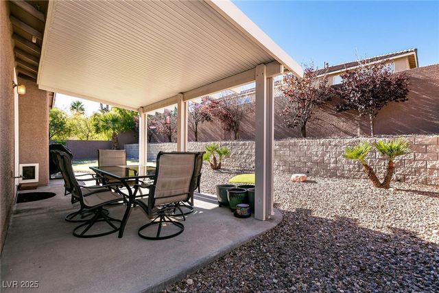 9413 Empire Rock Street, Las Vegas, NV 89143