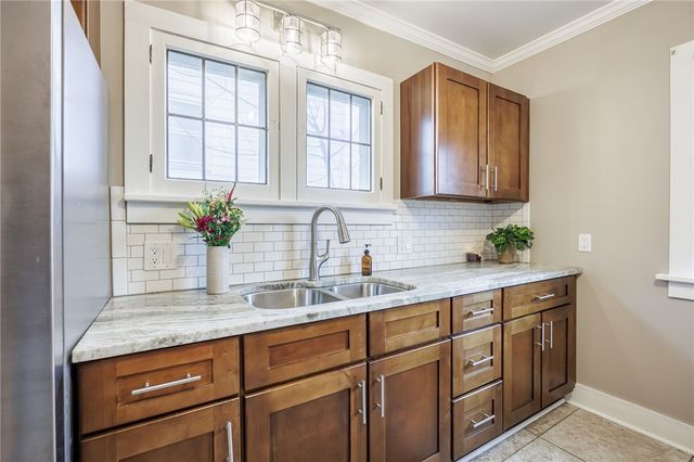 1025 Genesee Park Boulevard, Rochester, NY 14619