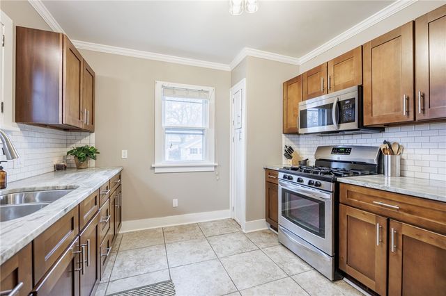 1025 Genesee Park Boulevard, Rochester, NY 14619