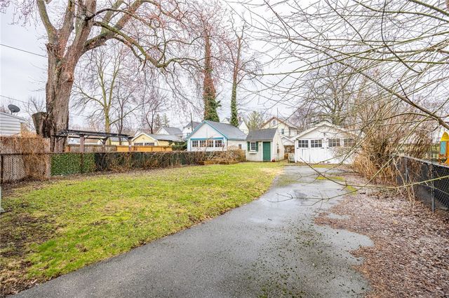 1025 Genesee Park Boulevard, Rochester, NY 14619