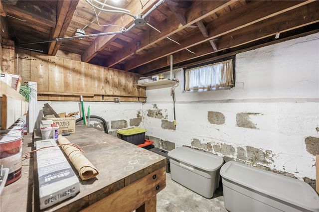 1025 Genesee Park Boulevard, Rochester, NY 14619