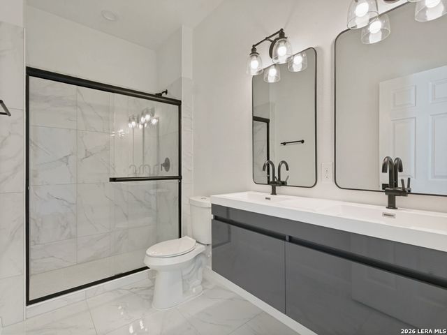 151 Vine St, San Antonio, TX 78210