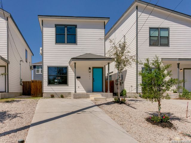 151 Vine St, San Antonio, TX 78210