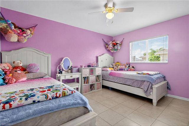 113 NW 14th ST, Cape Coral, FL 33993