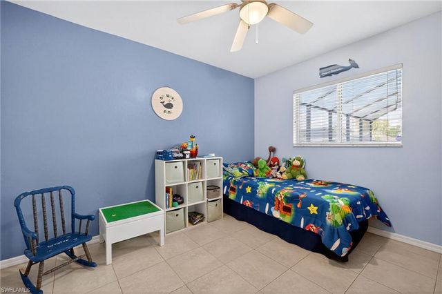 113 NW 14th ST, Cape Coral, FL 33993