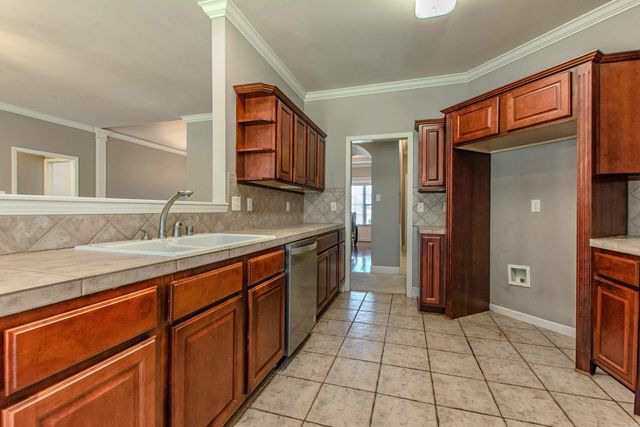 3211 Moonlighting Place, Bryant, AR 72022