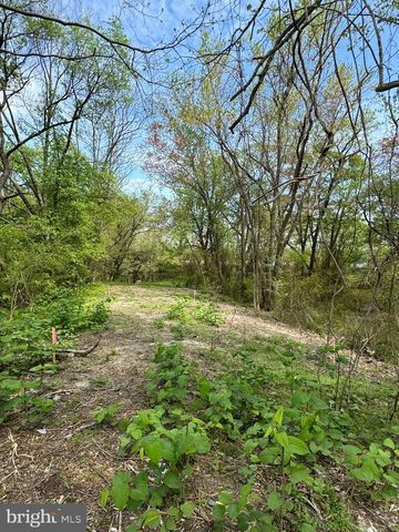 1115 W 6TH STREET, Laurel, DE 19956