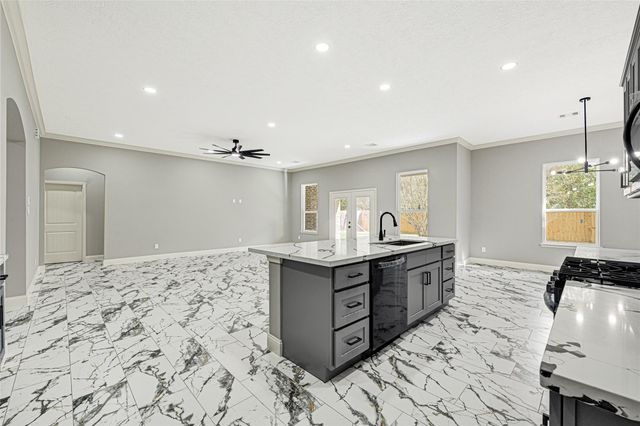 4118 Bear Creek Trace, Baytown, TX 77521