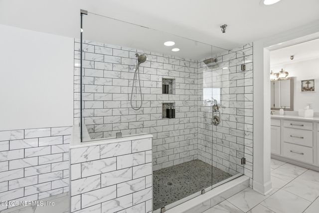 1221 1ST Street S 12B, Jacksonville Beach, FL 32250