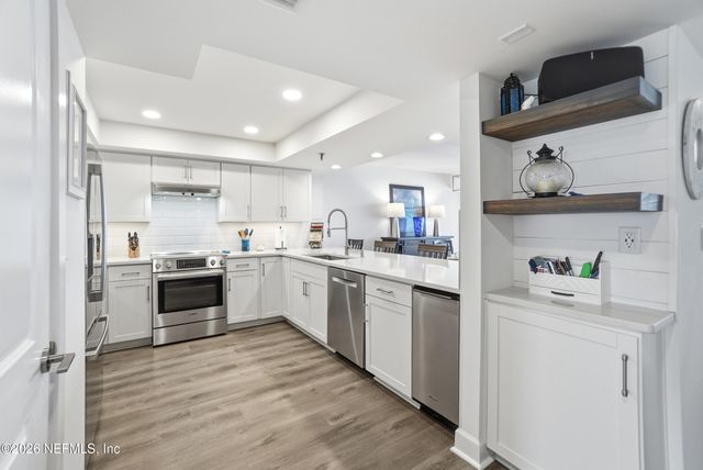 1221 1ST Street S 12B, Jacksonville Beach, FL 32250