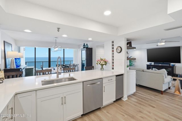 1221 1ST Street S 12B, Jacksonville Beach, FL 32250