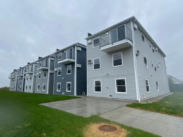 605 Barbadoes Drive, Arverne, NY 11692