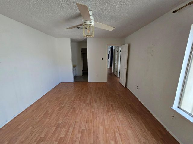 6106 W Airport Boulevard 18, Houston, TX 77035