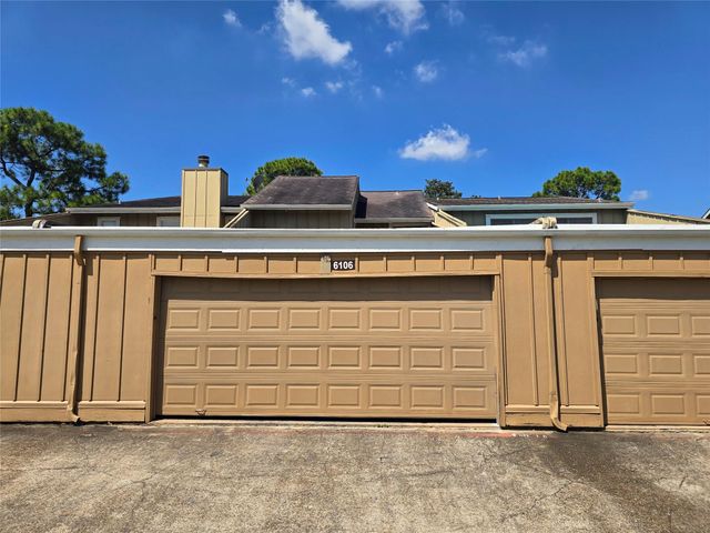 6106 W Airport Boulevard 18, Houston, TX 77035