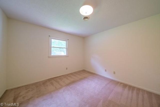 5160 Nicole Road, Kernersville, NC 27284