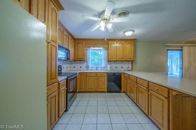 5160 Nicole Road, Kernersville, NC 27284